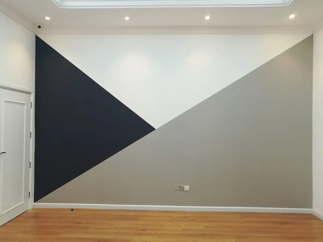 Premium Painting Services for Residential and Commercial Properties 21 Asfar Majeed Technical Services | Dubai Renovation Company
