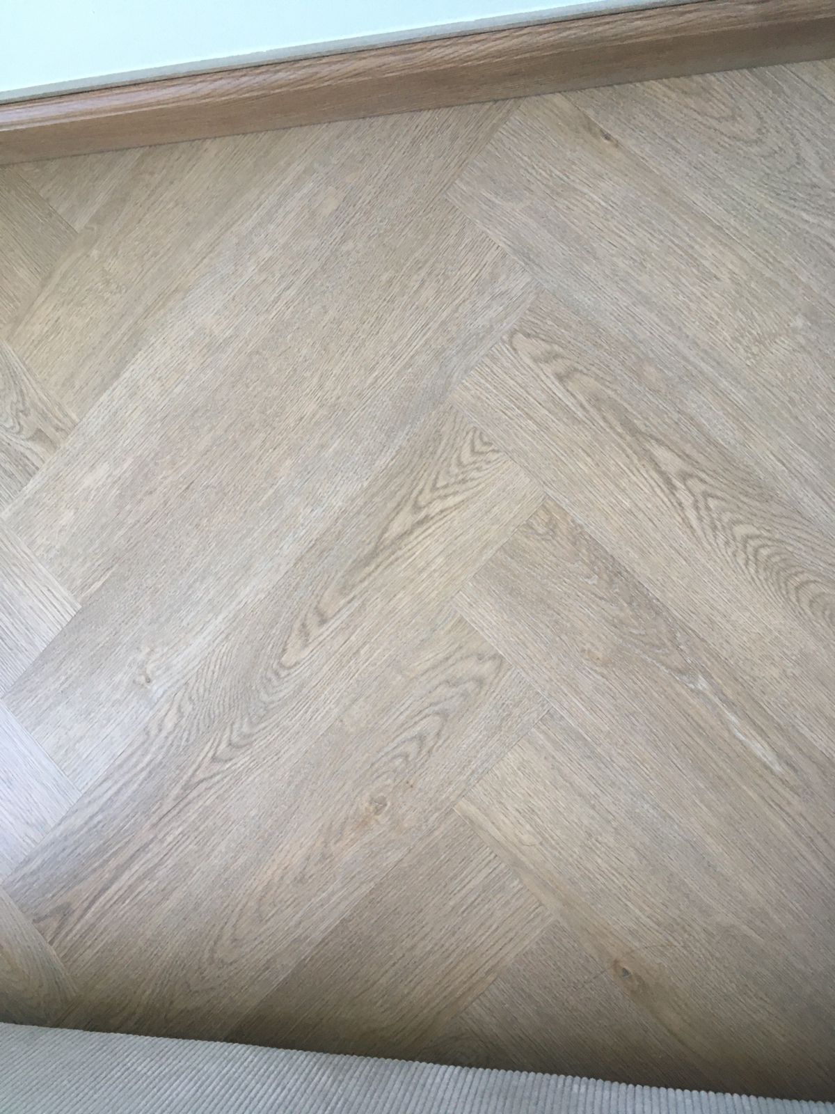 Premium Flooring Solutions 7 F674F6AB-FC35-49F8-B043-C69DAEBC6272